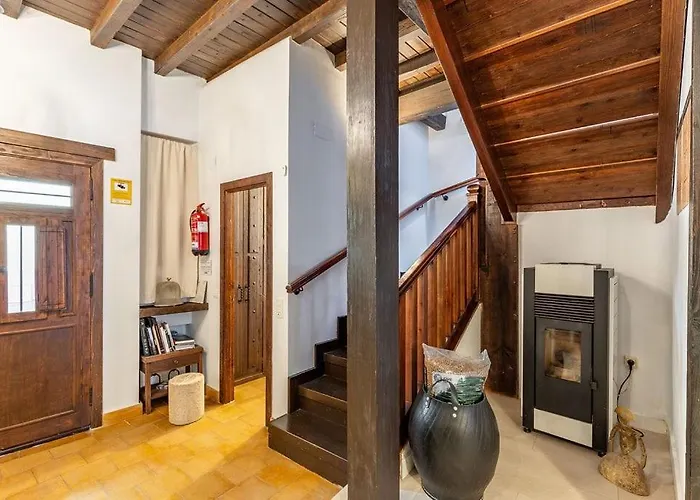 Natural&mente El Tomillar 乡村民宿 *